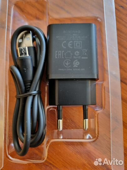 Зарядное устройство для телефона
