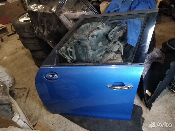 Mini Countryman R60 дверь левая передняя