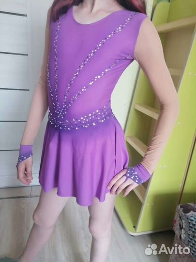 Платье для фигурного катания на р.134-146