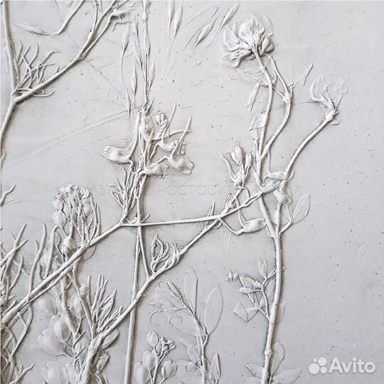 Ботанический барельеф 