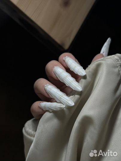 Наращивание ногтей