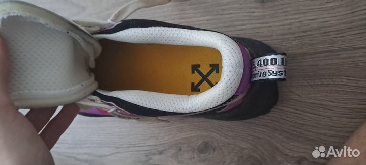 Кроссовки офф вайт розовые 1300