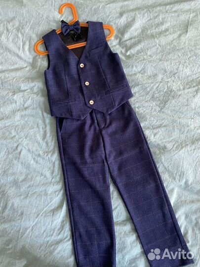 Костюм нарядный на мальчика 110-116