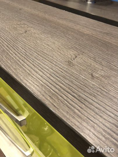 Тумба с ящиками навесная