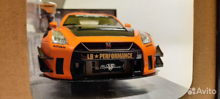 LB Works Nissan GT-R (R35) 1:18 Solido