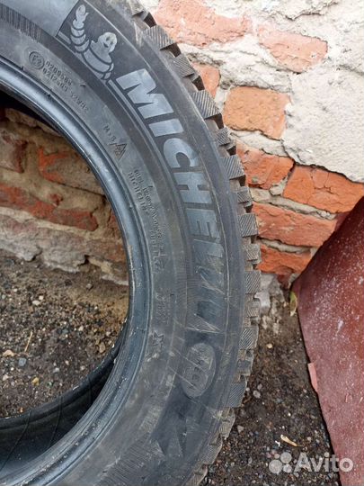 Michelin Agilis X-Ice North 205/65 R16