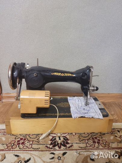 Швейная машинка бу
