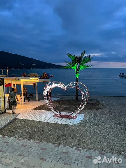 Искусственная пальма