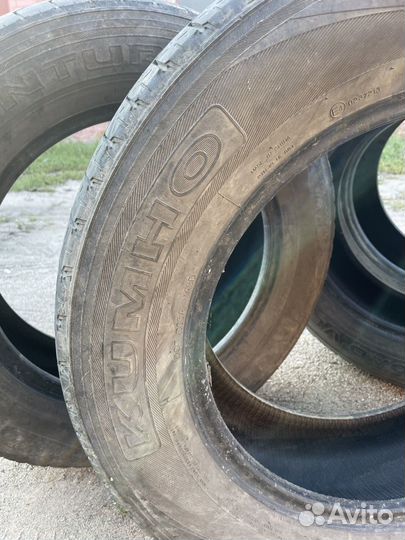 Kumho Road Venture ST KL11 235/65 R17 104H