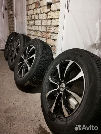 Колеса летние R15 на литых дисках