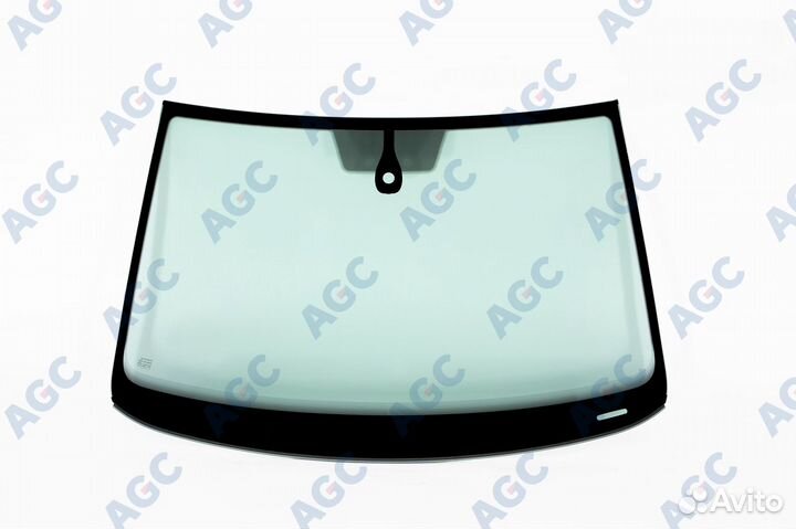 Лобовое стекло на VW Golf