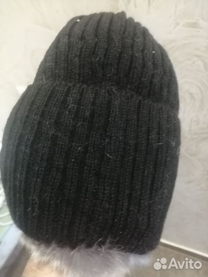 Женские меховые шапки