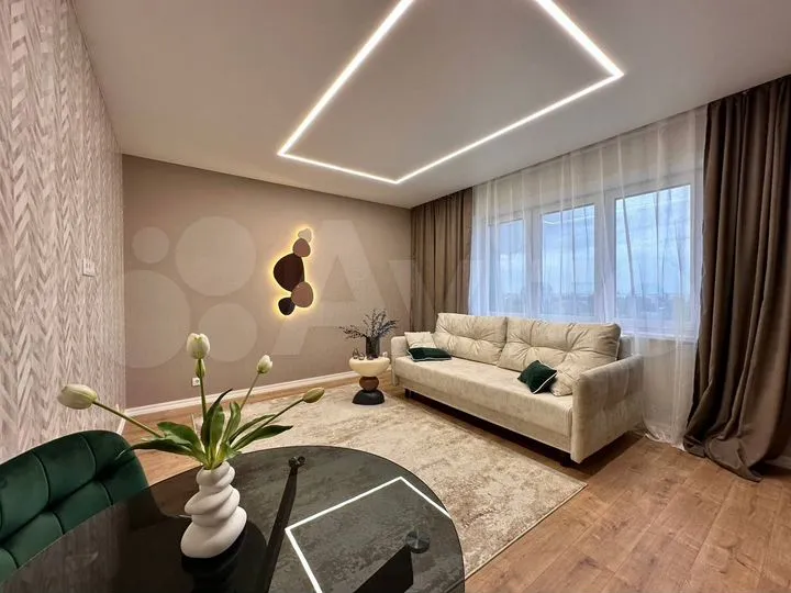 2-к. квартира, 65 м², 10/21 эт.