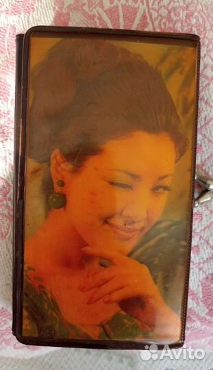 Кошелёк винтажный с подмигивающей девушкой СССР