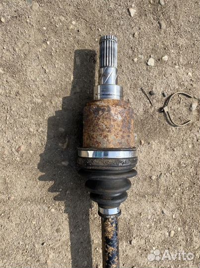 Полуось задняя привод Nissan X-Trail T31 T32