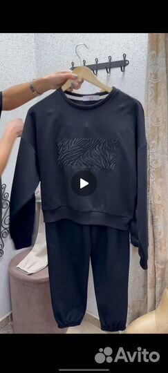 Спортивный костюм женский