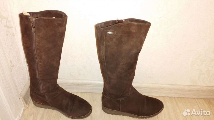 Зимние женские сапоги 38