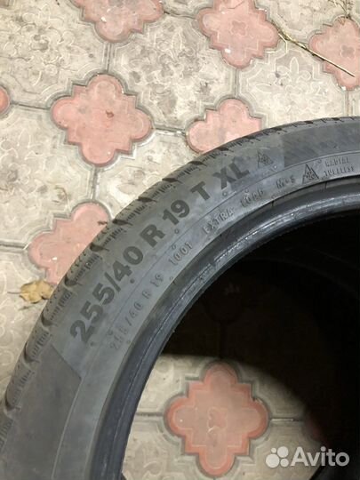 Continental ContiVikingContact 6 255/40 R19
