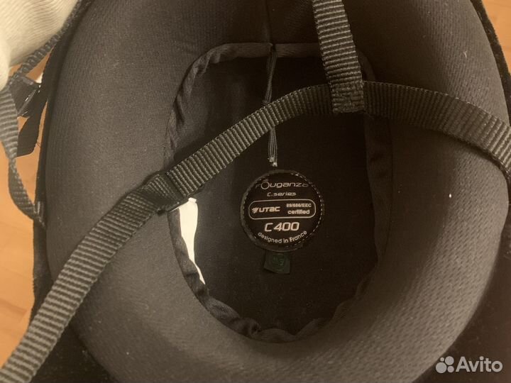 Шлем для верховой езды и краги