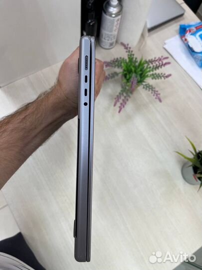 Macbook Pro 16 m1 pro 16/512gb 129 циклов