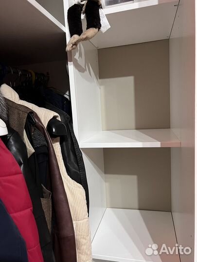 Шкаф угловой