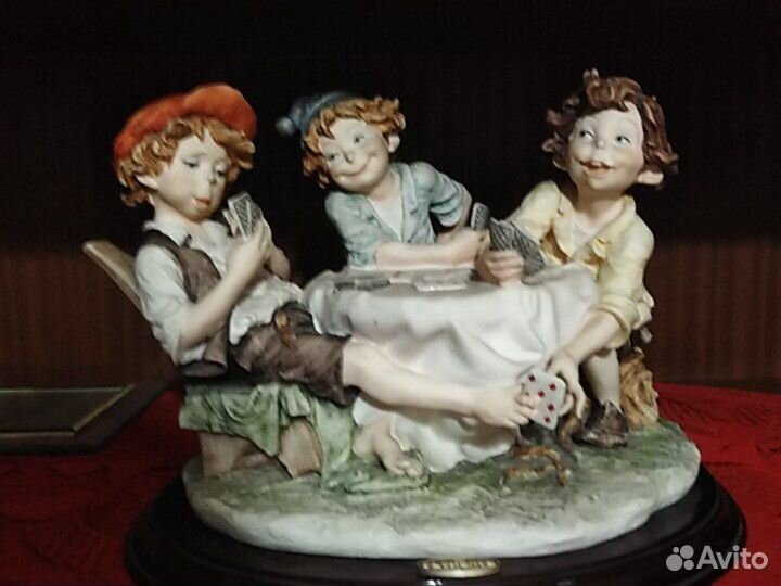 Маленькие обманщики скульптура бисквит