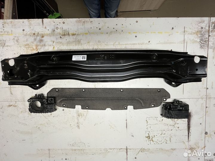 Усилитель заднего бампера BMW X4