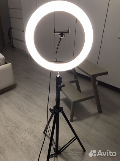Кольцевая лампа 30см