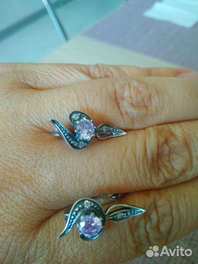 Серьги и кольцо серебро с аметистом и фианитами