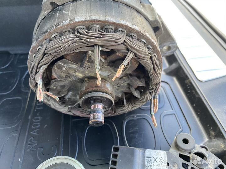 Генератор Bosch 231004EA0A на запчасти