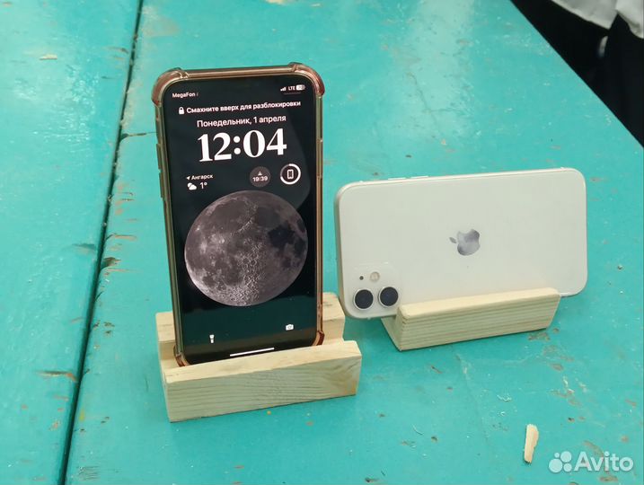 Подставка для телефона