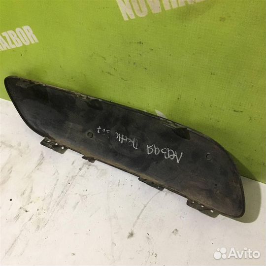 Накладка переднего бампера Пежо 307