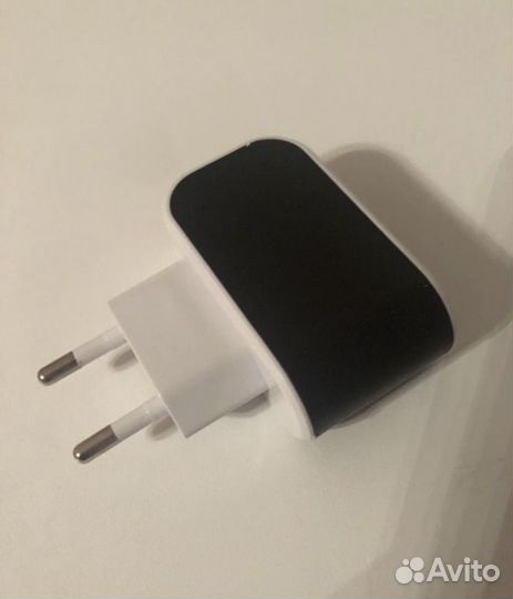Адаптер питания 3 USB charger