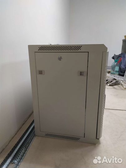 Шкаф телекоммуникационный IZett