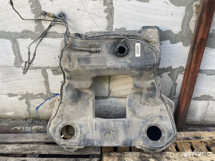 Бензобак Audi A6 C5 BBJ 3.0