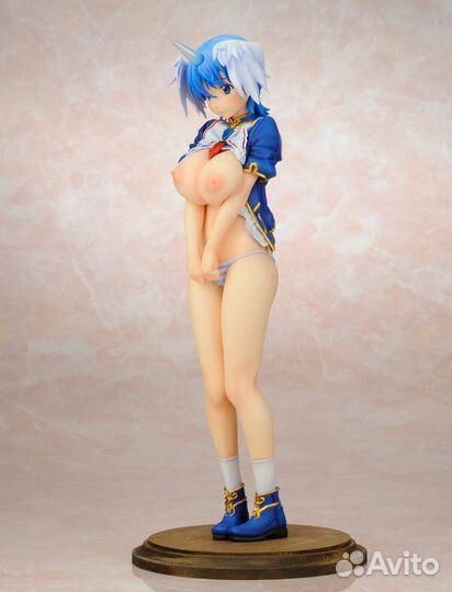 Аниме фигурка pandra