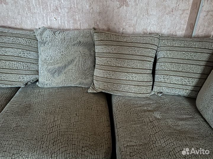 Диван угловой