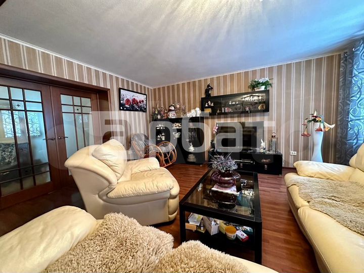 4-к. квартира, 126 м², 6/6 эт.