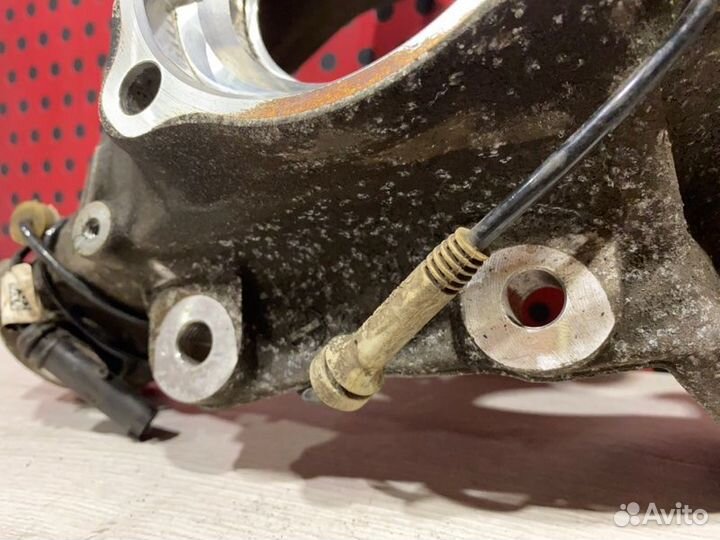 Кулак задний правый Bmw 5 G30 B47D20A 2017