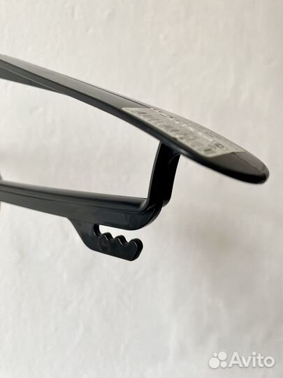 Вешалки Плечики пластиковые 44-46 размер