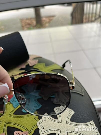 Солнцезащитные очки