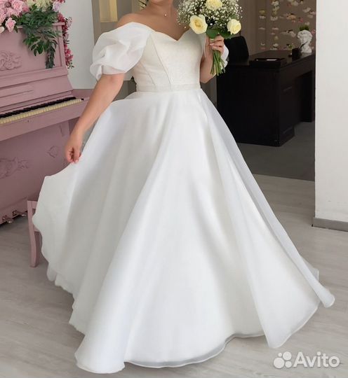 Свадебное платье 46 48 новое