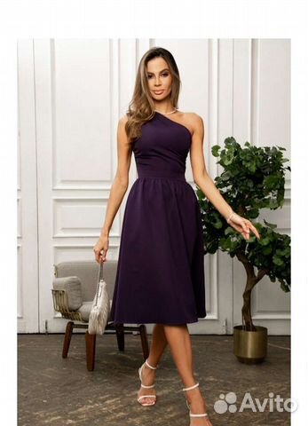 Женское платье миди