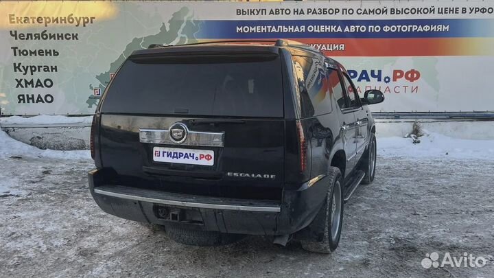 Стабилизатор задний Cadillac Escalade III 22809843