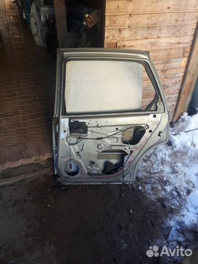 Дверь прав. зад. Opel Vectra