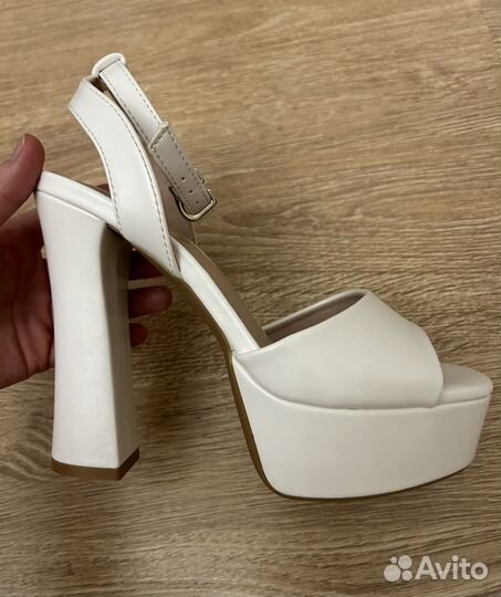 2т Туфли свадебные 36 размер)