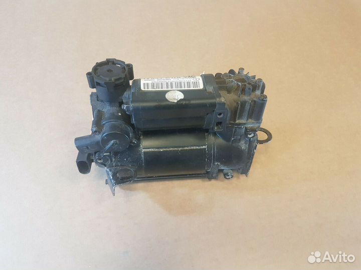 Компрессор пневмоподвески Mercedes W220 Оригинал