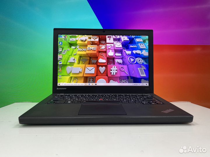 Небольшой Lenovo 12.5