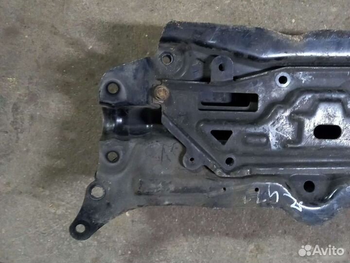Балка подмоторная Honda Civic 5D 2006-2012