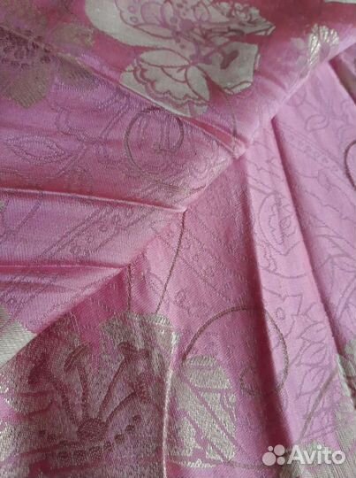 Ткани в ассортименте